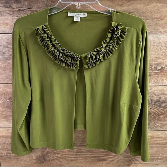 DANNY AND NICOLE Ladies Cropped Ruffled Forest Green Cardigan Jacket Size 14 - Picture 3 of 8